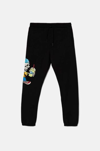 Dětské tepláky Vans Reggie Fleece Pant černá barva, s potiskem, VN000JBCBLK1