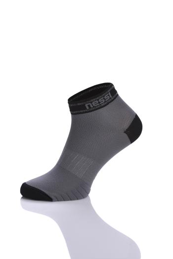 Nessi Sportswear Prodyšné běžecké ponožky Road R RSO-8 Grey Velikost: 35-37