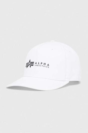 Bavlněná čepice Alpha Industries bílá barva, s potiskem, 126912.09-White