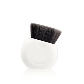 Guerlain L'Essentiel Fluid Make-up Brush štětec na make-up