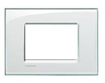 Legrand rám Living&Light bílá LNA4803KA