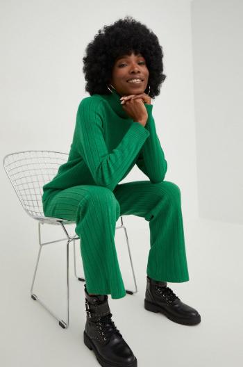 Set svetru a kalhot Answear Lab zelená barva