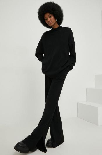 Set svetru a kalhot Answear Lab černá barva