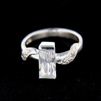 Stříbrný prsten 14801
