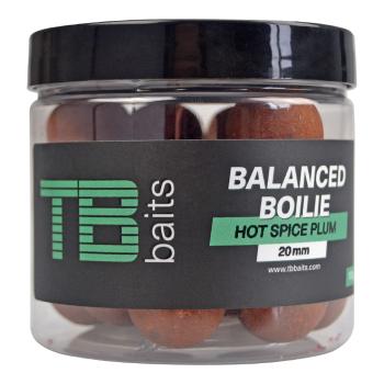 Tb baits vyvážené boilie balanced + atraktor hot spice plum 100 g - 24 mm