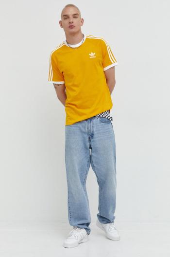 Bavlněné tričko adidas Originals žlutá barva, s aplikací