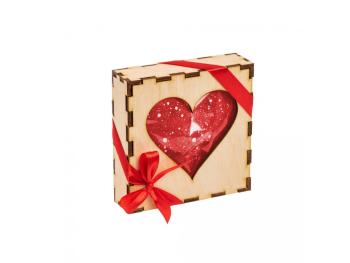 Červené čokoládové srdce v krabičce