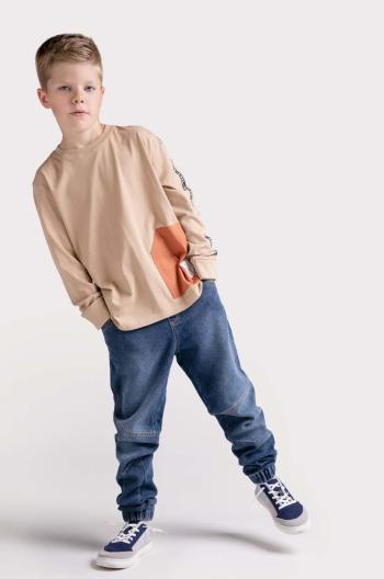 Dětská bavlněná košile s dlouhým rukávem Coccodrillo béžová barva, s aplikací