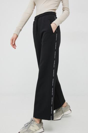 Tepláky Calvin Klein Jeans dámské, černá barva