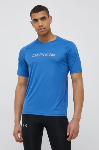 Tréninkové tričko Calvin Klein Performance Ck Essentials s potiskem