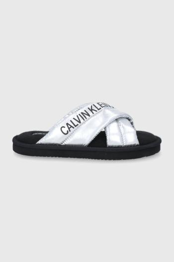 Pantofle Calvin Klein Jeans stříbrná barva