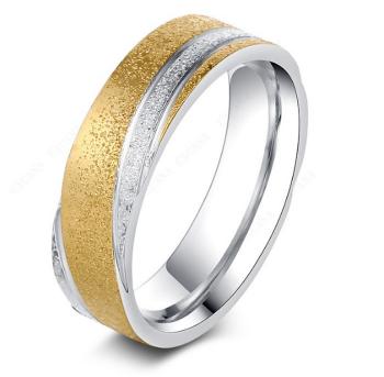 Ziskoun Zlato-stříbrný prsten z pískované chirurgické oceli- Twisted SR000039 Velikost: 11