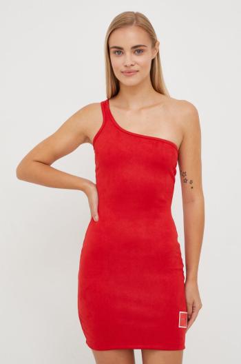 Šaty LaBellaMafia červená barva, mini
