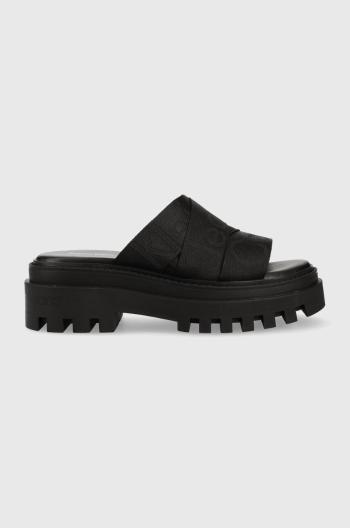 Pantofle Calvin Klein Jeans TOOTHY COMBAT SANDAL WEBBING dámské, černá barva, na platformě, YW0YW00949