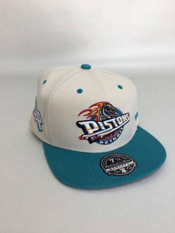 Mitchell & Ness Fullcap Detroit Pistons Hop On Fitted off white - 7 1/8