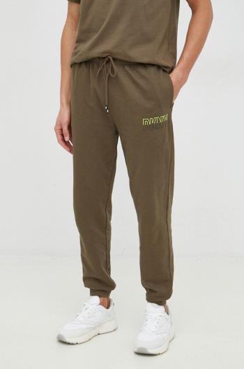 Bavlněné kalhoty Dkny zelená barva, s potiskem