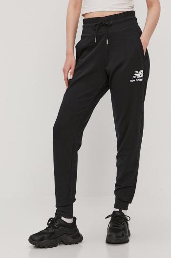 Kalhoty New Balance WP03530BK dámské, černá barva, hladké