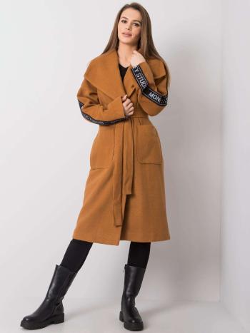 Hnědý dámský kabát s pruhem na rukávu -LK-PL-508316.95P-brown Velikost: 36