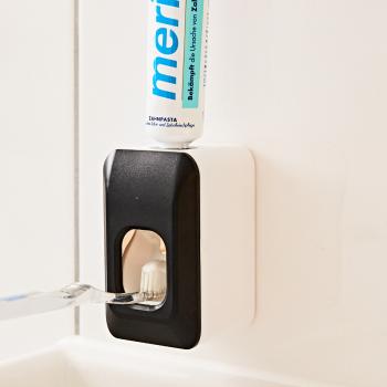 Magnet 3Pagen Dávkovač zubní pasty