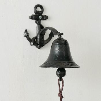 Litinový zvonek na stěnu marco