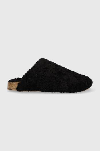Pantofle Roxy černá barva