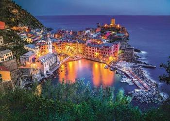 TREFL Puzzle Vernazza za soumraku, Itálie 2000 dílků