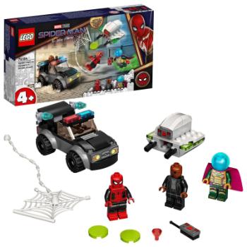 LEGO®  Marvel Spider-Man 76184 Spider-Man a Mysteriův útok dronem