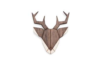 Dřevěná brož Deer Brooch s praktickým zapínáním a možností výměny či vrácení do 30 dnů zdarma