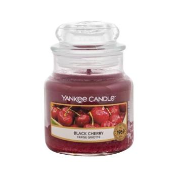 Yankee Candle Black Cherry 104 g vonná svíčka unisex