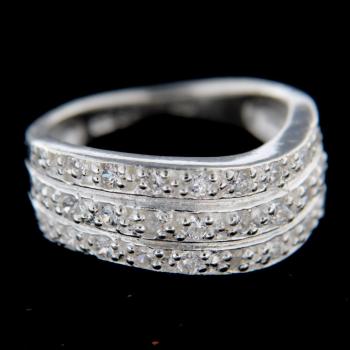 Stříbrný prsten 14781