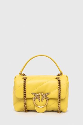 Kožená kabelka Pinko žlutá barva