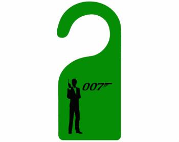 Cedule na dveře James Bond