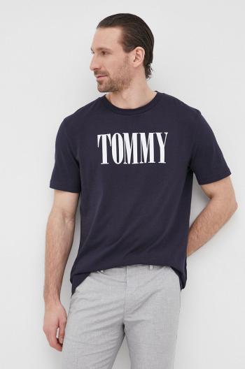 Bavlněné tričko Tommy Hilfiger tmavomodrá barva, s potiskem