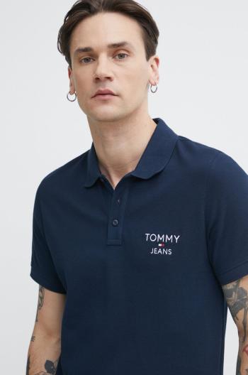 Bavlněné polo tričko Tommy Jeans tmavomodrá barva, s aplikací, DM0DM18927