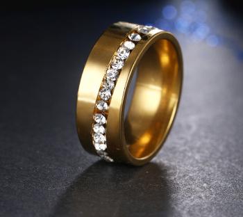 Ziskoun Zlatý prsten z chirurgické oceli se zirkony - Twisted style SR000041 Velikost: 10