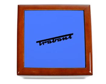 Dřevěná krabička Trabant