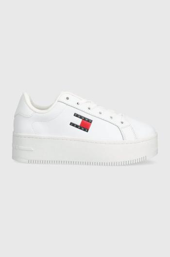 Kožené sneakers boty Tommy Jeans TJW FLATFORM ESS bílá barva, EN0EN02518