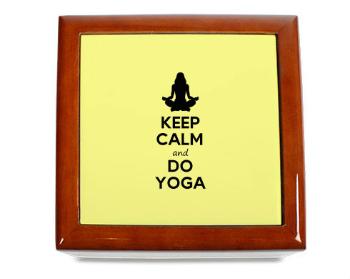 Dřevěná krabička Keep calm and do yoga