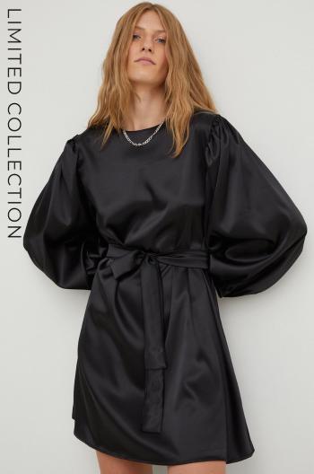 Šaty Answear Lab černá barva, mini