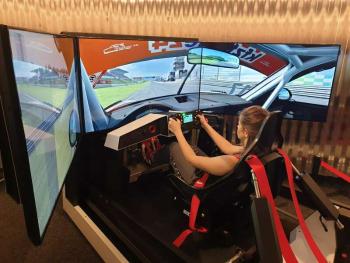 Pohyblivý závodní auto simulátor v Praze Praha