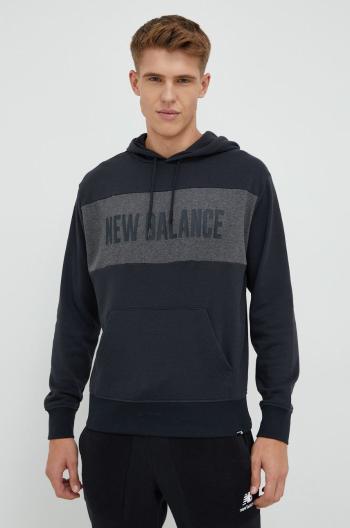 Mikina New Balance pánská, šedá barva, s kapucí, s potiskem