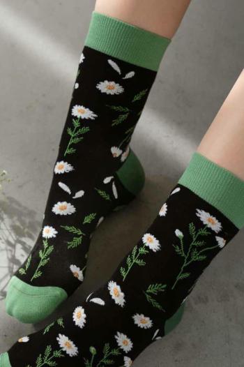 Zeleno-černé vzorované ponožky Daisies
