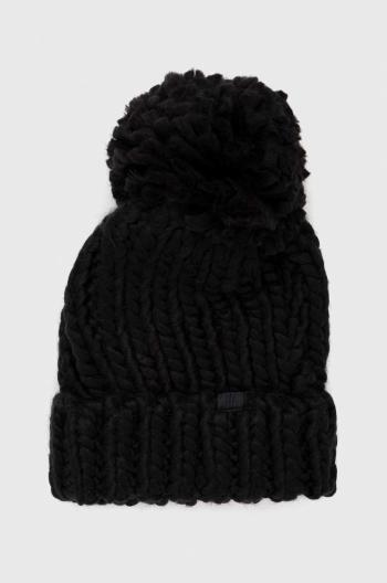 Čepice 4F černá barva, z husté pleteniny