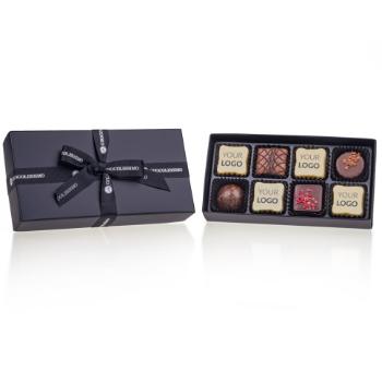 Chocolissimo - Elegantní balení s 8 pralinkami s logem 100 g