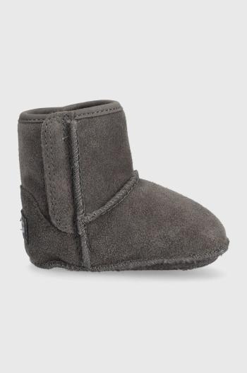 Kojenecké semišové boty UGG I BABY CLASSIC šedá barva