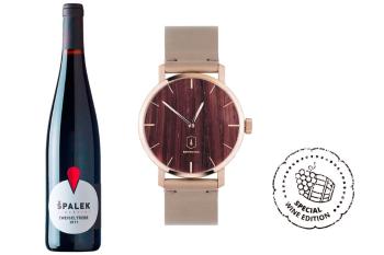 Dřevěné hodinky Red Wine Watch s řemínkem z pravé kůže s možností výměny či vrácení do 30 dní zdarma