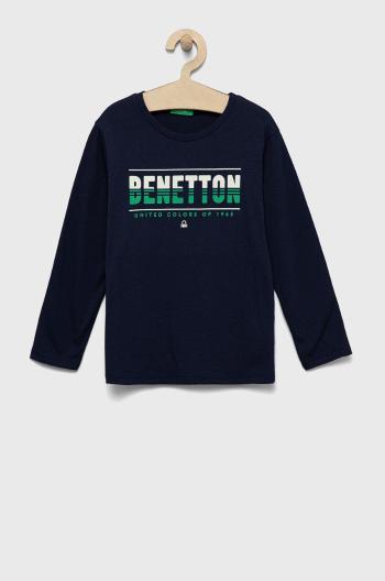Dětská bavlněná košile s dlouhým rukávem United Colors of Benetton tmavomodrá barva, s potiskem