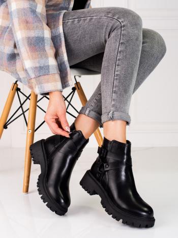 Komfortní   kotníčkové boty dámské na plochém podpatku