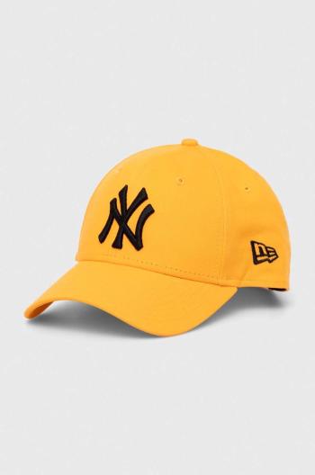 Bavlněná baseballová čepice New Era NEW YORK YANKEES oranžová barva, s aplikací