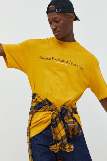 Bavlněné tričko Jack & Jones Jorbrink žlutá barva, s potiskem